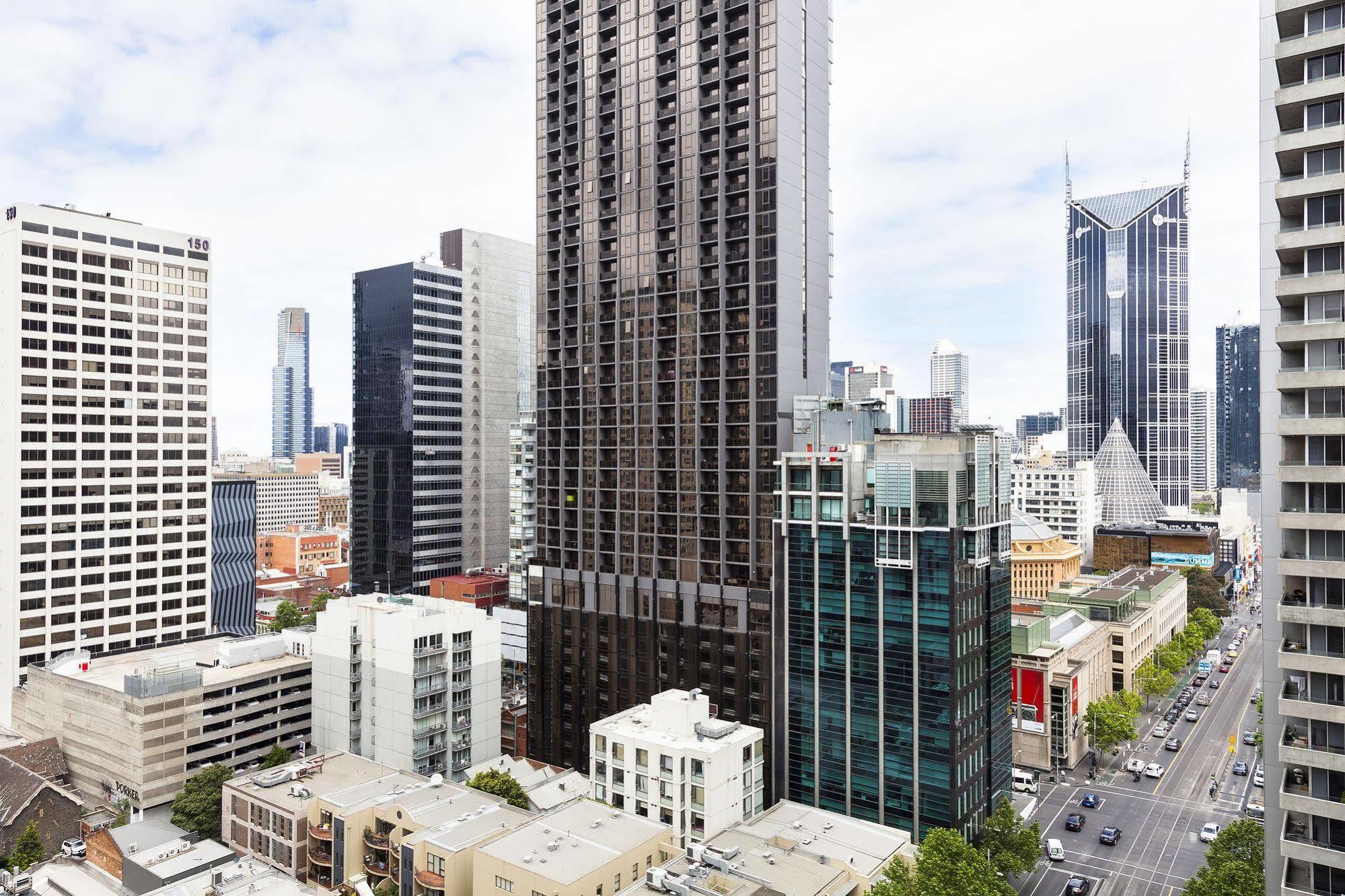 Akom Melbourne Aparthotel Exteriör bild