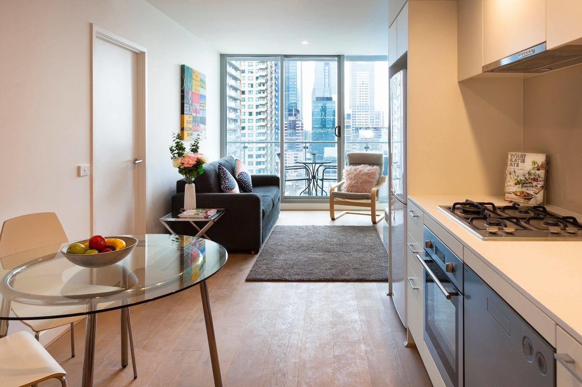 Akom Melbourne Aparthotel Exteriör bild